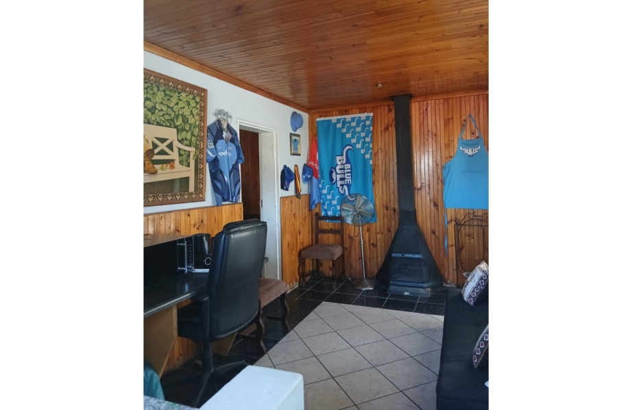 4 Bedroom Property for Sale in Hillcrest Western Cape
